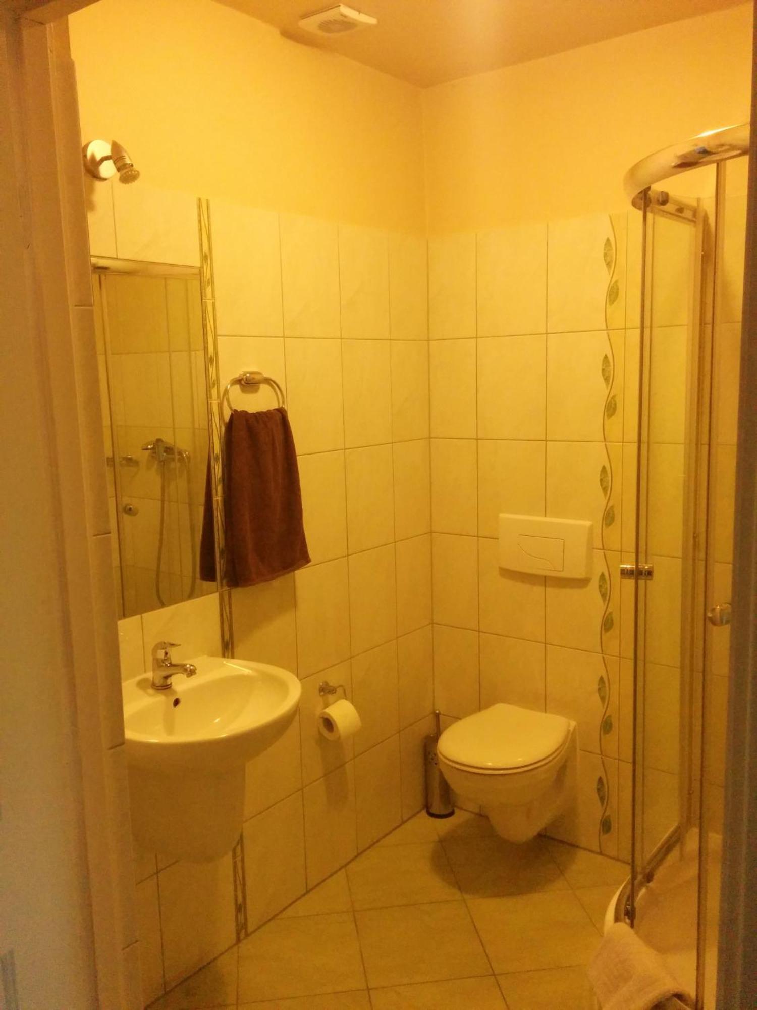 Hotel Pensjonat Nad Jeziorem Myślibórz Habitación foto