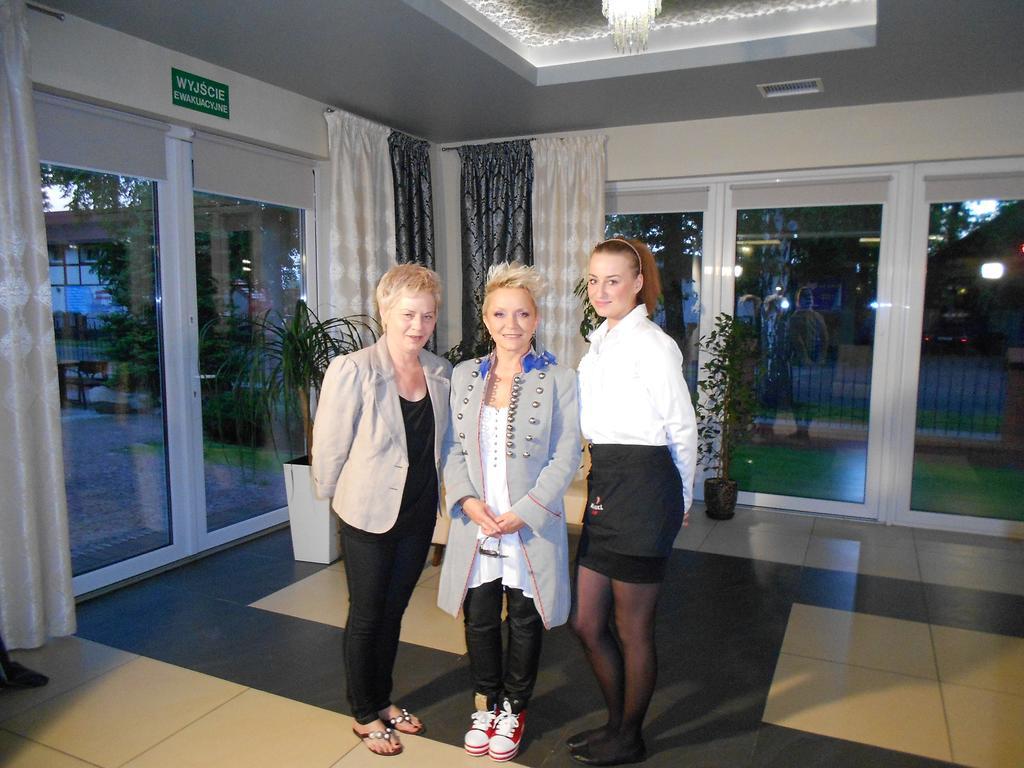 Hotel Pensjonat Nad Jeziorem Myślibórz Exterior foto